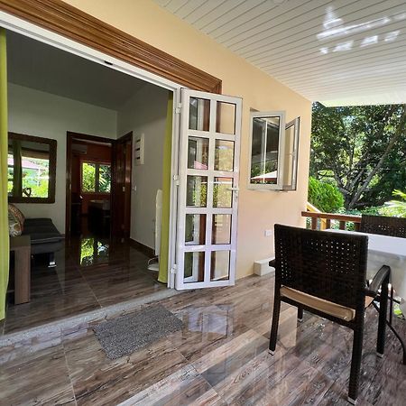 לה דיג Chloe'S Cottage Self-Catering מראה חיצוני תמונה