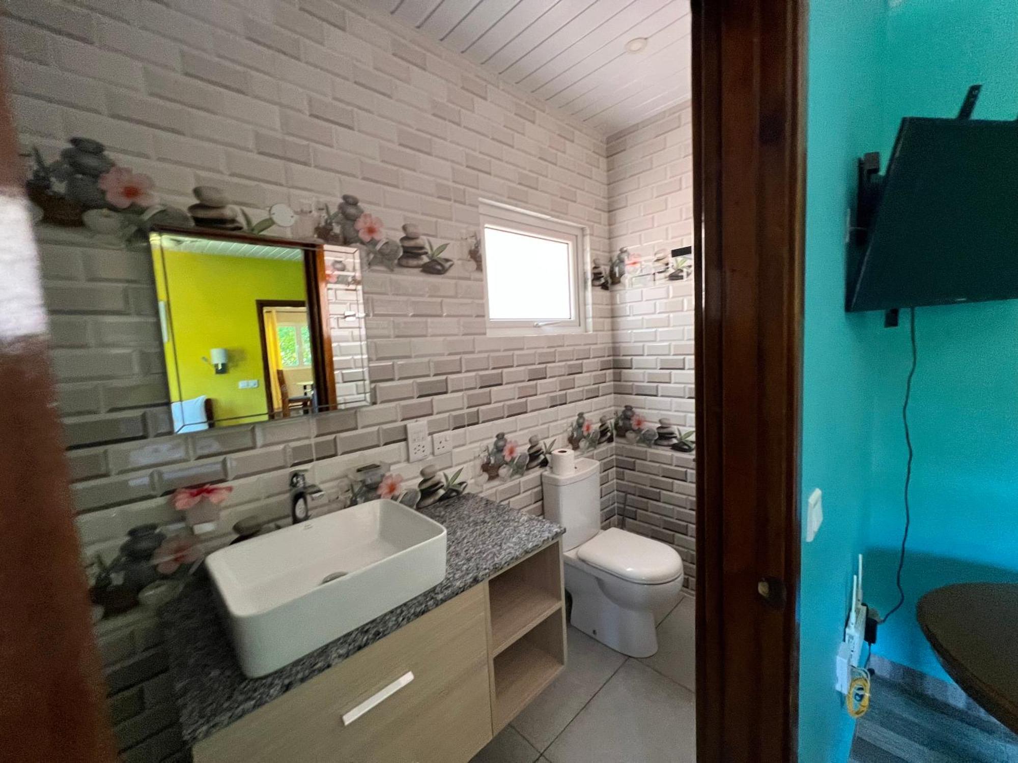 לה דיג Chloe'S Cottage Self-Catering מראה חיצוני תמונה