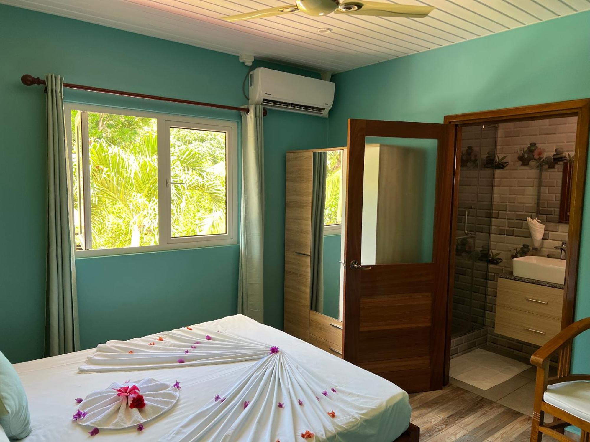 לה דיג Chloe'S Cottage Self-Catering מראה חיצוני תמונה