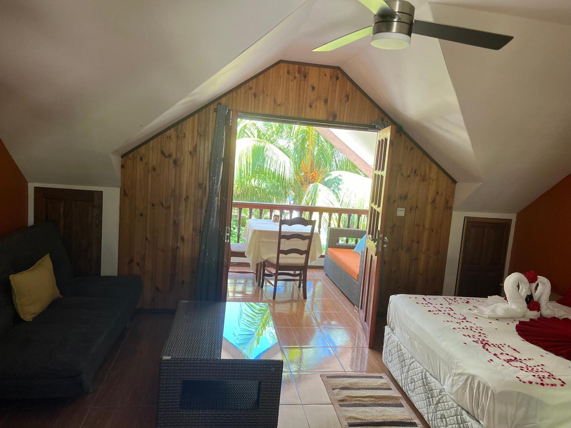 לה דיג Chloe'S Cottage Self-Catering מראה חיצוני תמונה